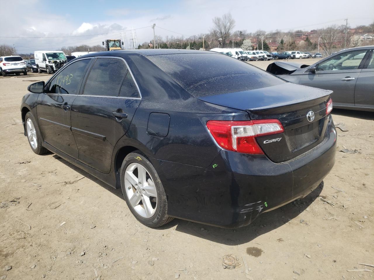 Photo 3 from auction – 2014 TOYOTA CAMRY L with VIN 4T1BF1FK5EU430429