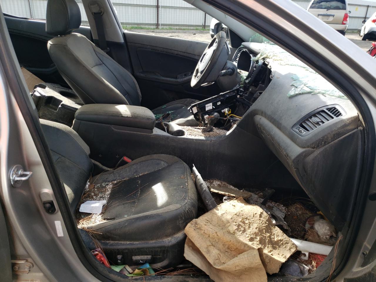 Photo 5 from auction – 2012 KIA OPTIMA SX with VIN 5XXGR4A65CG060521