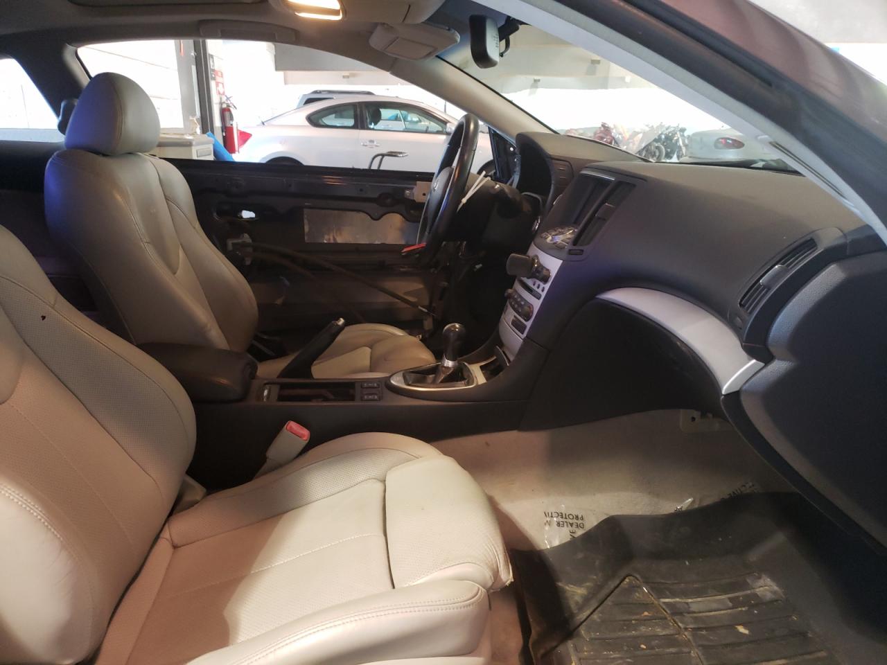 Photo 5 from auction – 2008 INFINITI G37 BASE with VIN JNKCV64E78M122025