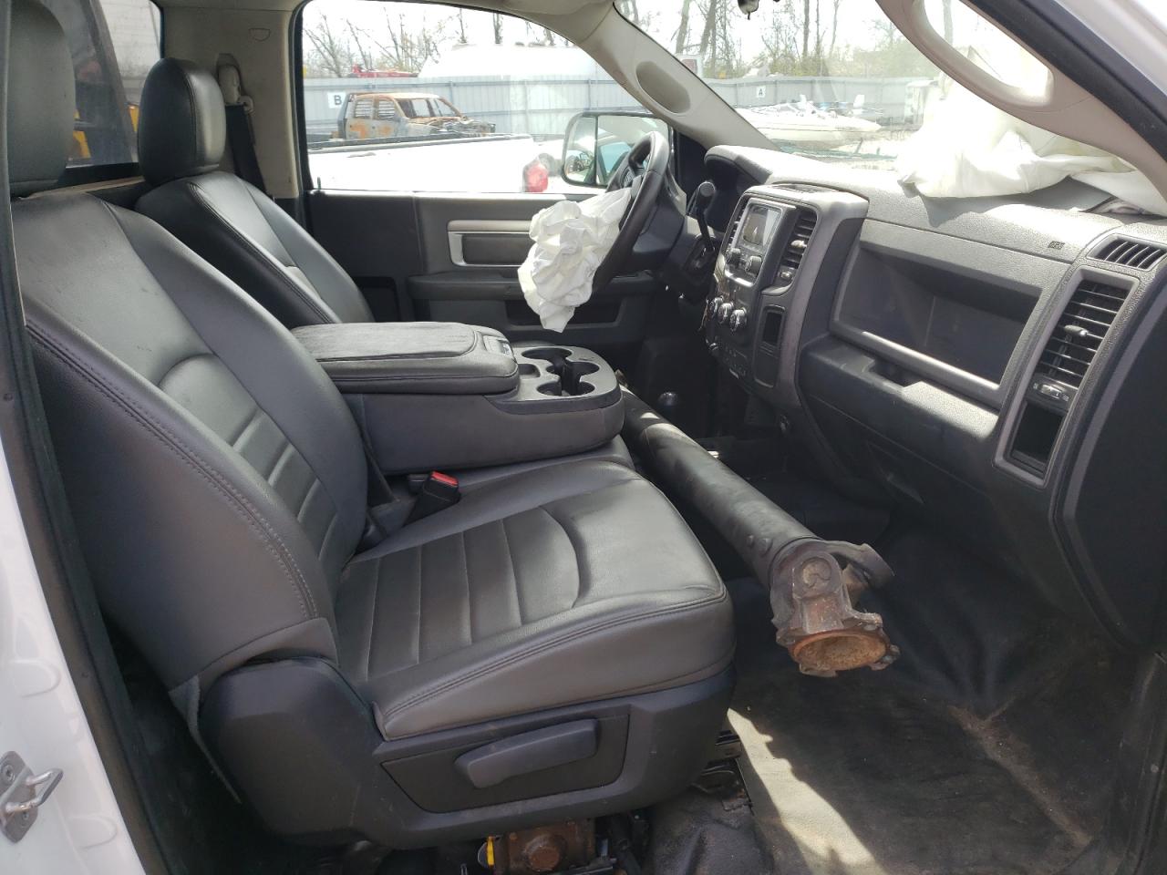 Photo 5 from auction – 2013 RAM 3500 with VIN 3C7WRTAL3DG554390