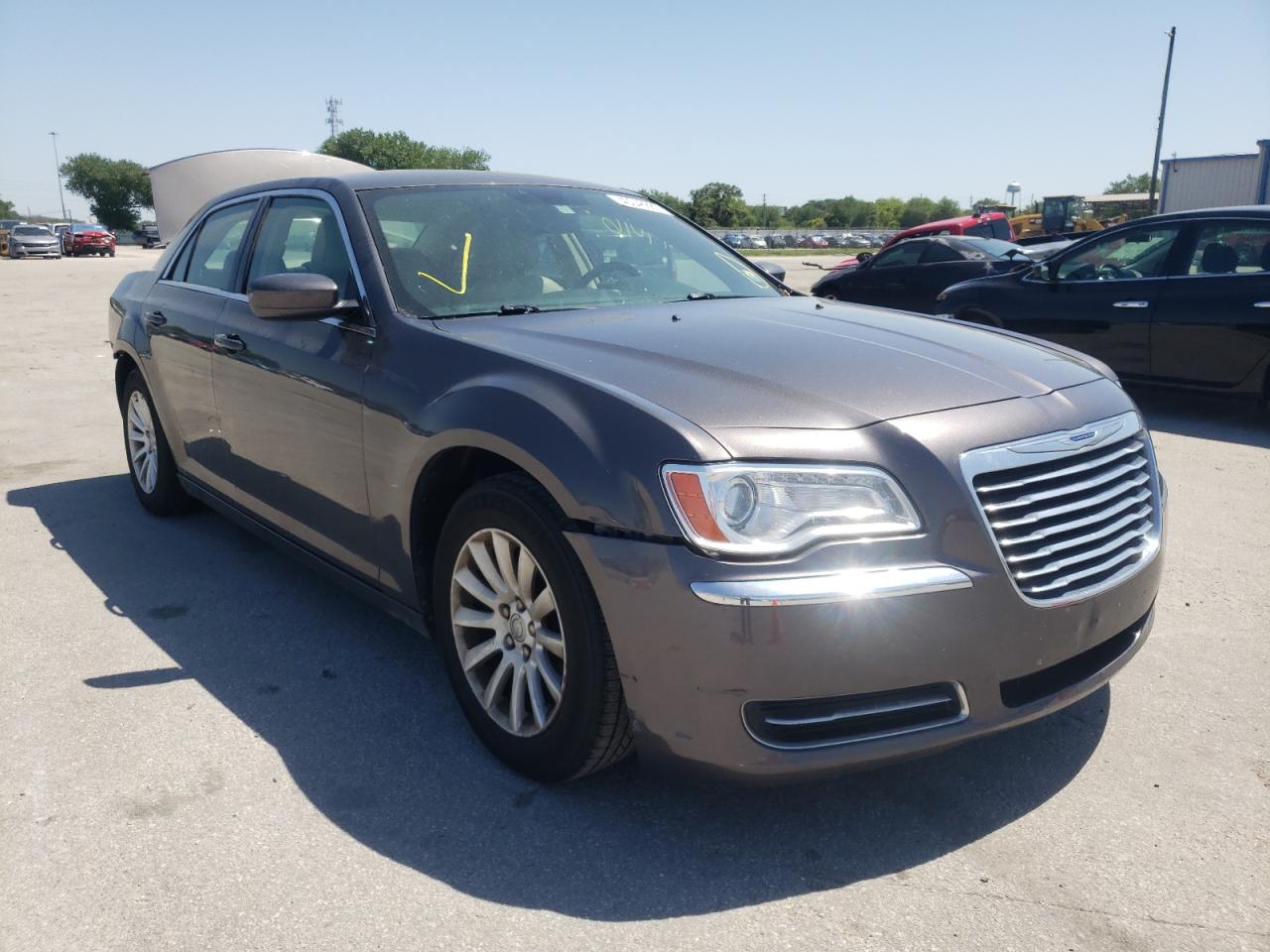 CHRYSLER 300 2013 with VIN 2C3CCAAG0DH657473 - Photo from auction