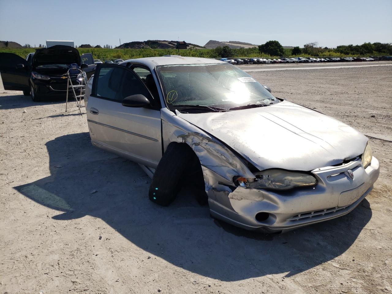 CHEVROLET MONTE CARL 2001 with VIN 2G1WX15KX19105974 - Photo from auction