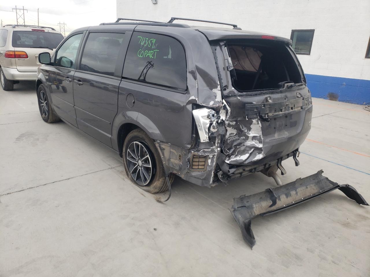 Photo 3 from auction – 2017 DODGE GRAND CARA with VIN 2C4RDGEGXHR711359