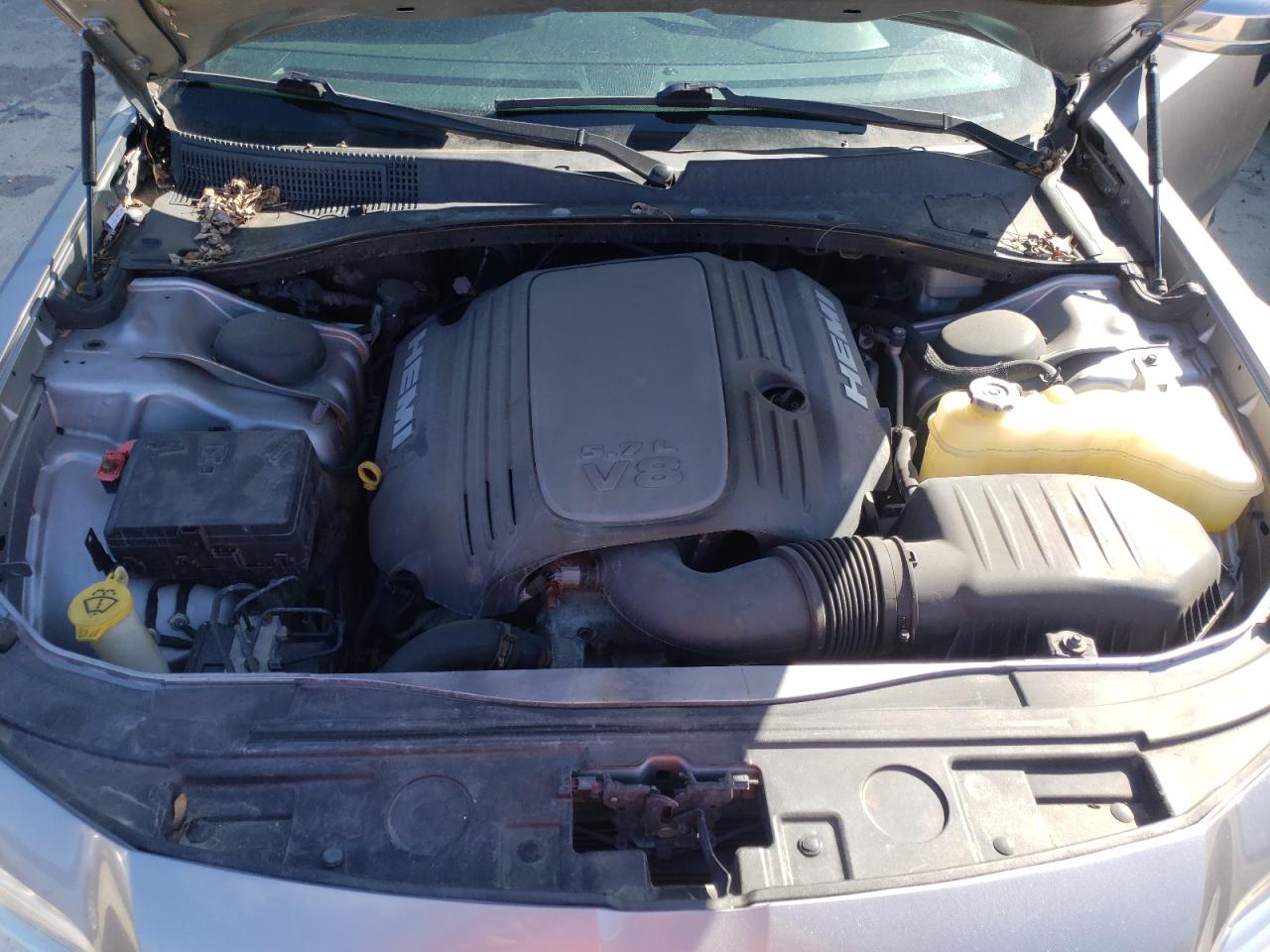 صورة رقم 7 من المزاد - 2013 CHRYSLER 300C مع VIN 2C3CCAET1DH647087