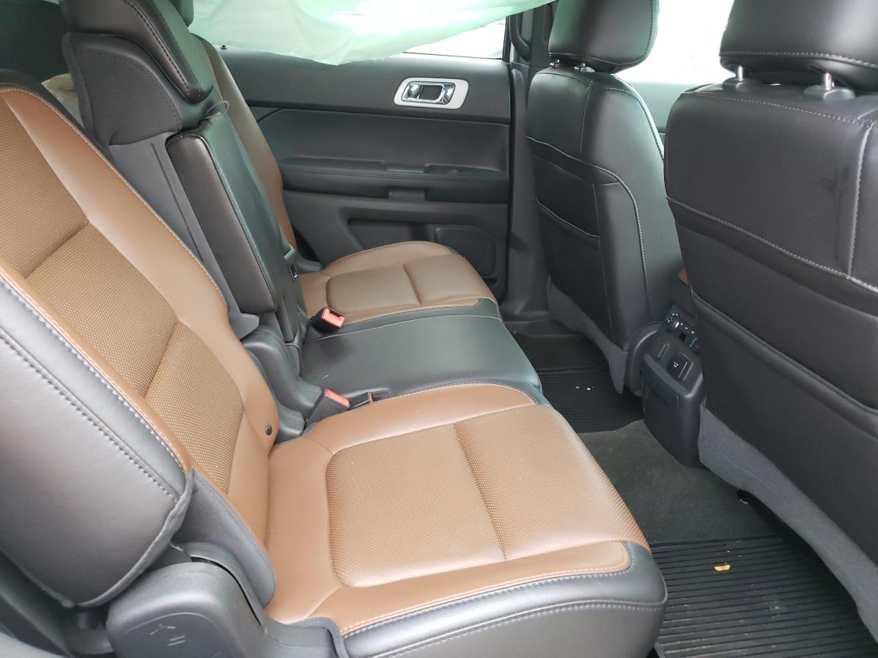 Photo 6 from auction – 2013 FORD EXPLORER L with VIN 1FM5K7F86DGC14733