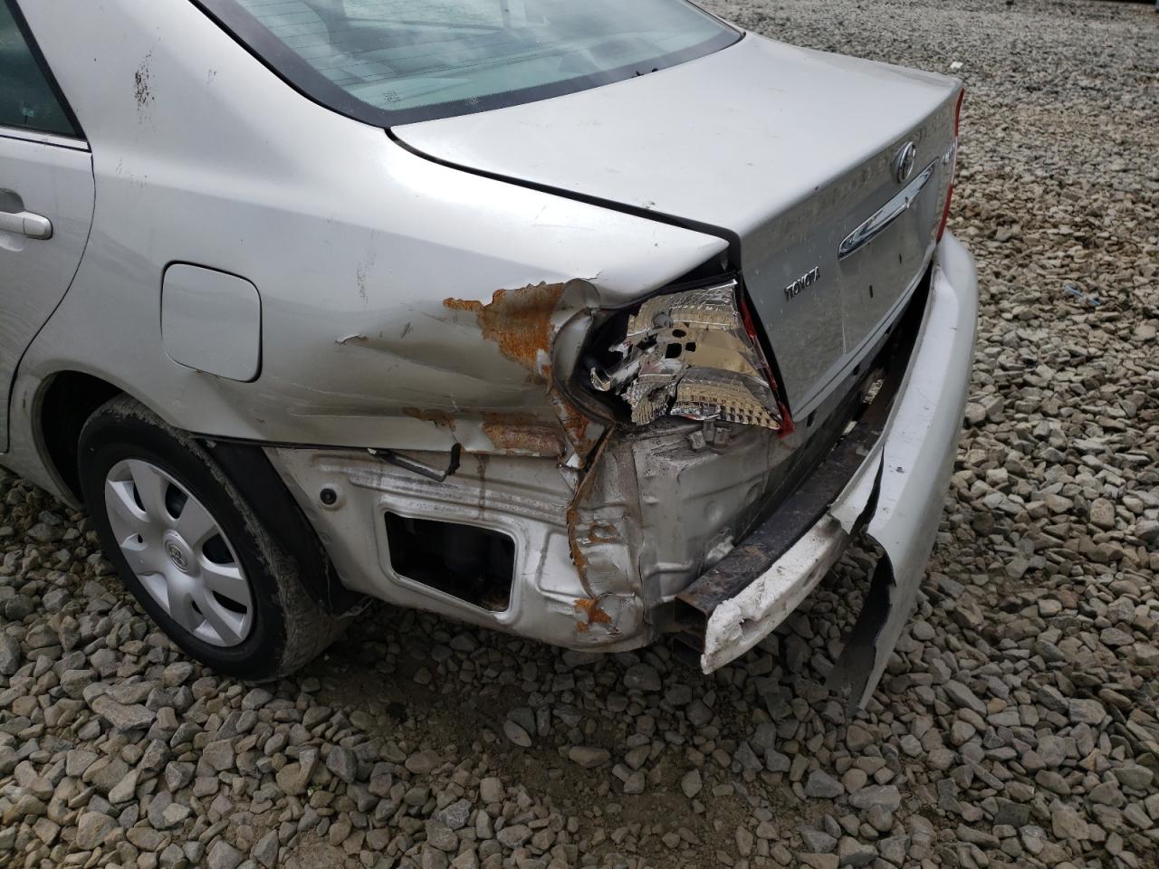Photo 9 from auction – 2002 TOYOTA CAMRY LE with VIN 4T1BE32K42U603065