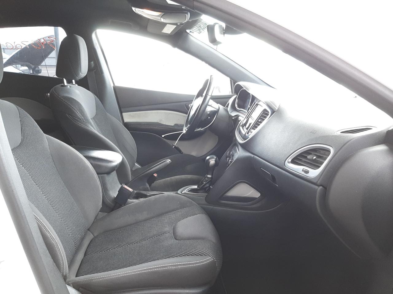 Photo 5 from auction – 2015 DODGE DART SXT with VIN 1C3CDFBB2FD301541