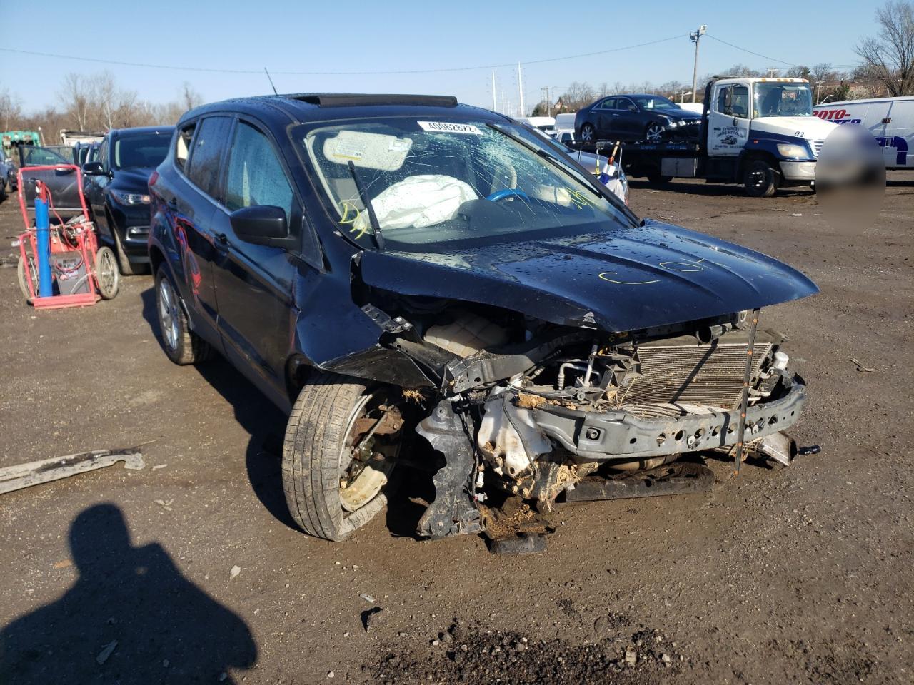 FORD ESCAPE SE 2015 with VIN 1FMCU9G91FUC84942 - Photo from auction