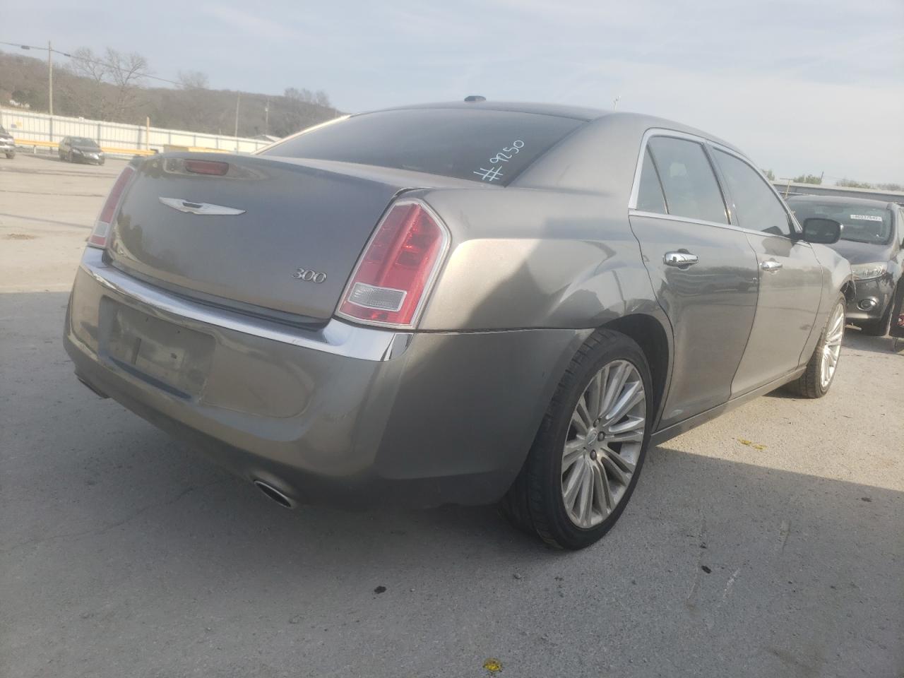 Photo 4 from auction – 2011 CHRYSLER 300 LIMITE with VIN 2C3CA5CG8BH599250