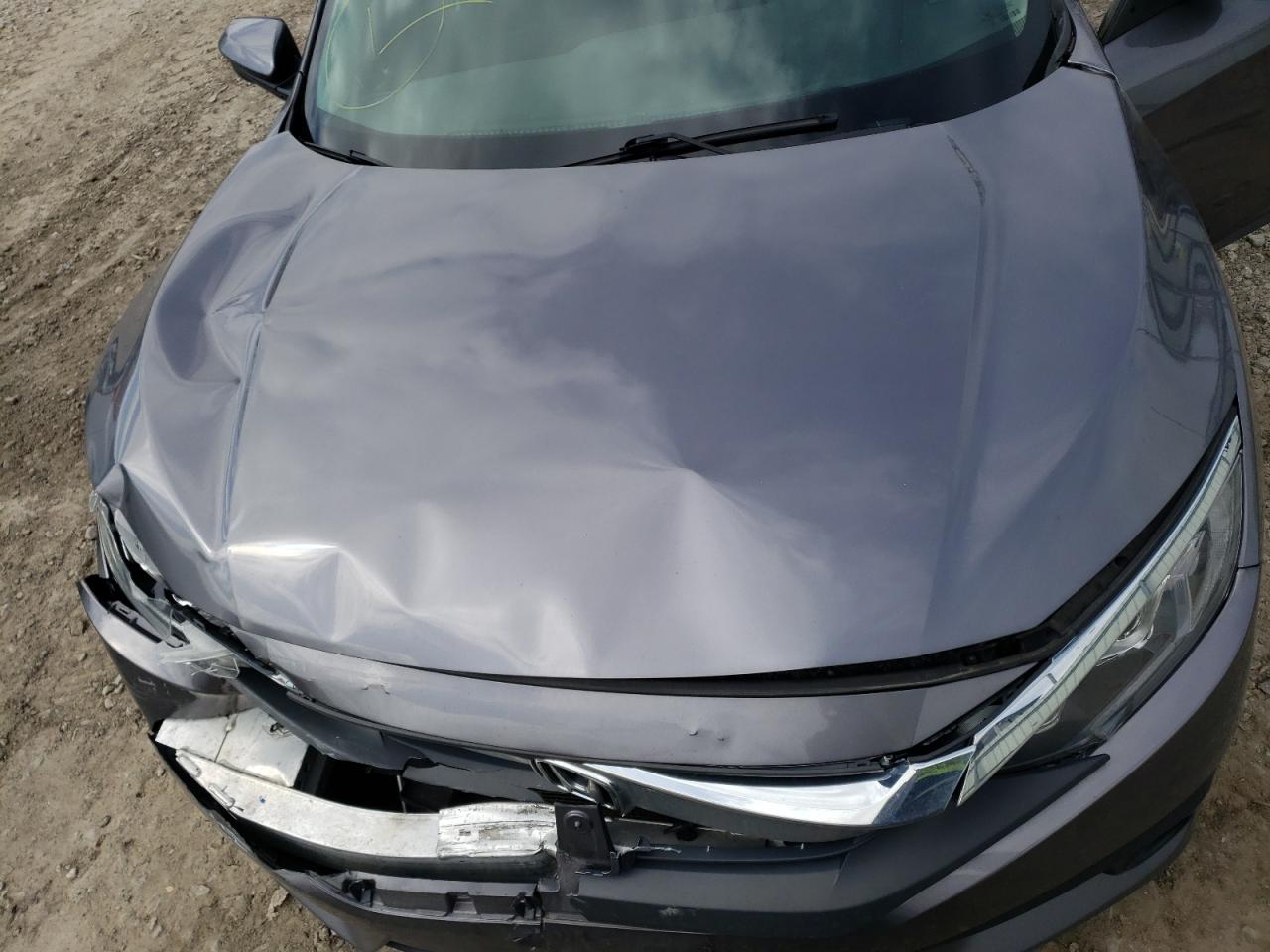Photo 7 from auction – 2018 HONDA CIVIC EX with VIN 19XFC2F80JE204378