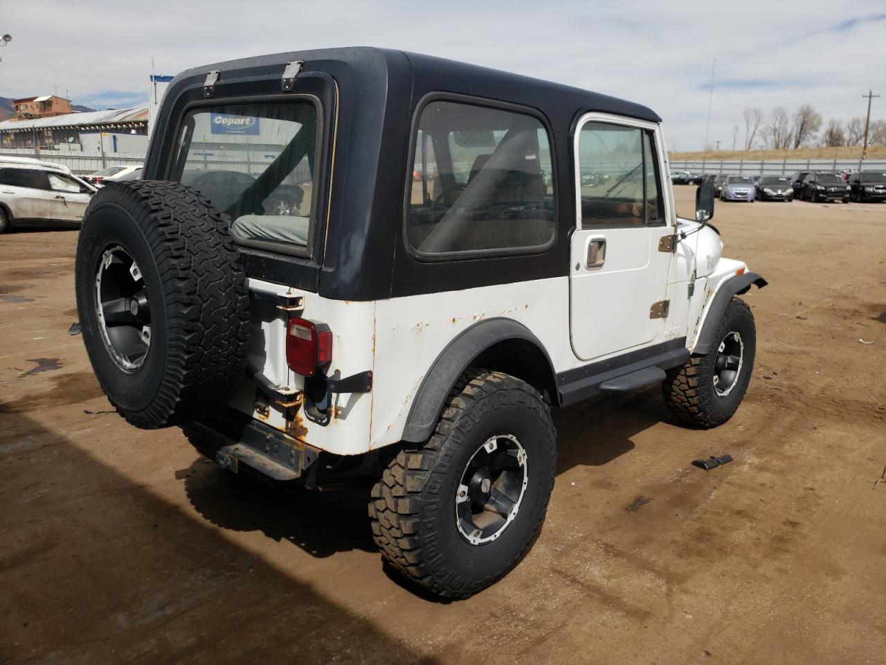 Photo 4 from auction – 1983 JEEP JEEP CJ7 with VIN 1JCCN87E6DT057935