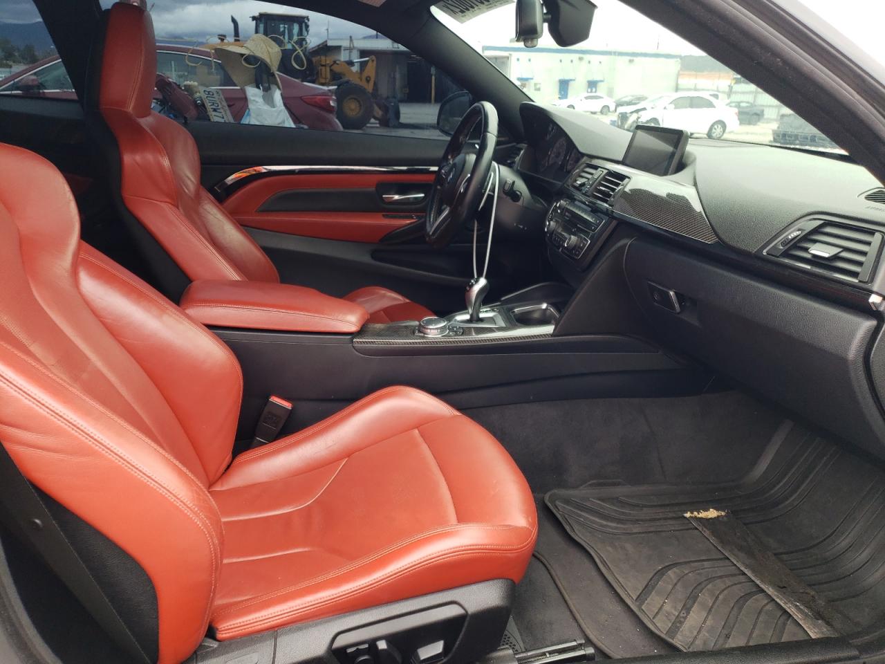 Photo 5 from auction – 2015 BMW M4 with VIN WBS3R9C56FK331007