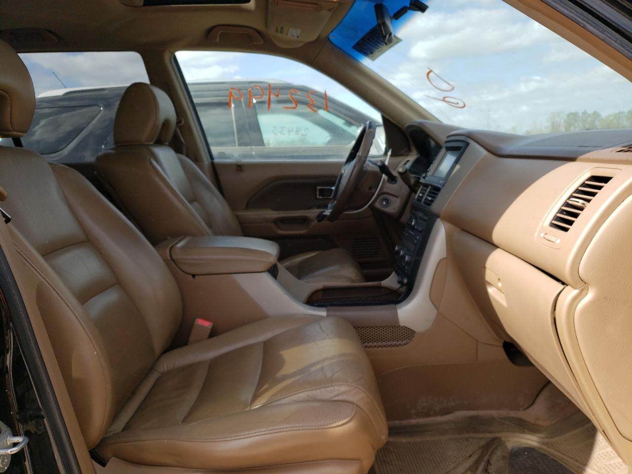 Photo 5 from auction – 2007 HONDA PILOT EXL with VIN 5FNYF28747B026420