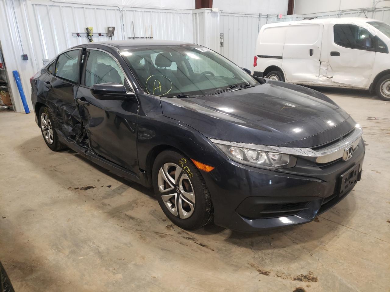 HONDA CIVIC LX 2016 with VIN 19XFC2F52GE065899 - Photo from auction