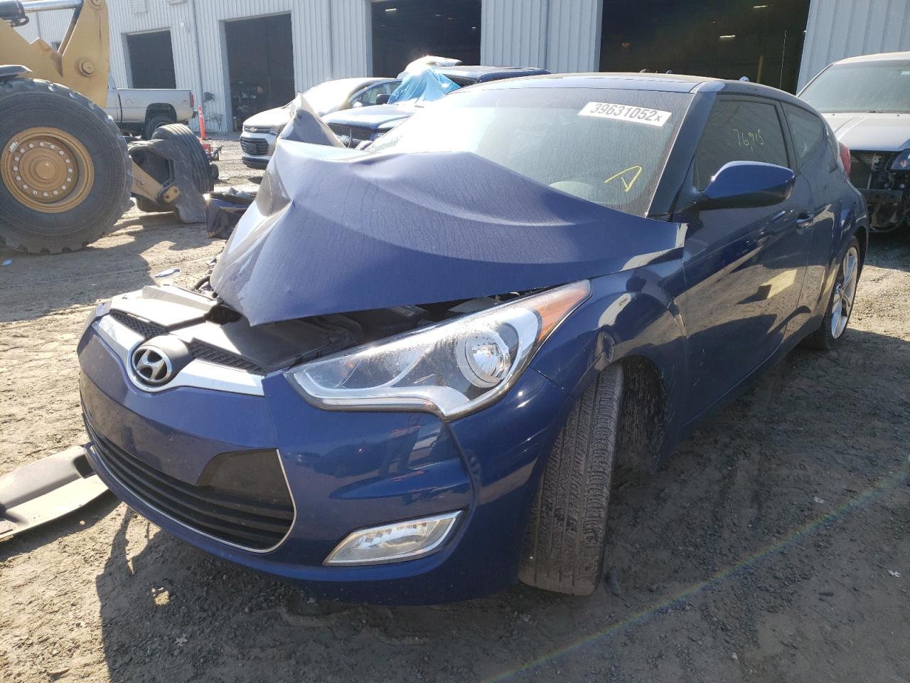 Photo 2 from auction – 2017 HYUNDAI VELOSTER with VIN KMHTC6AD2HU317657