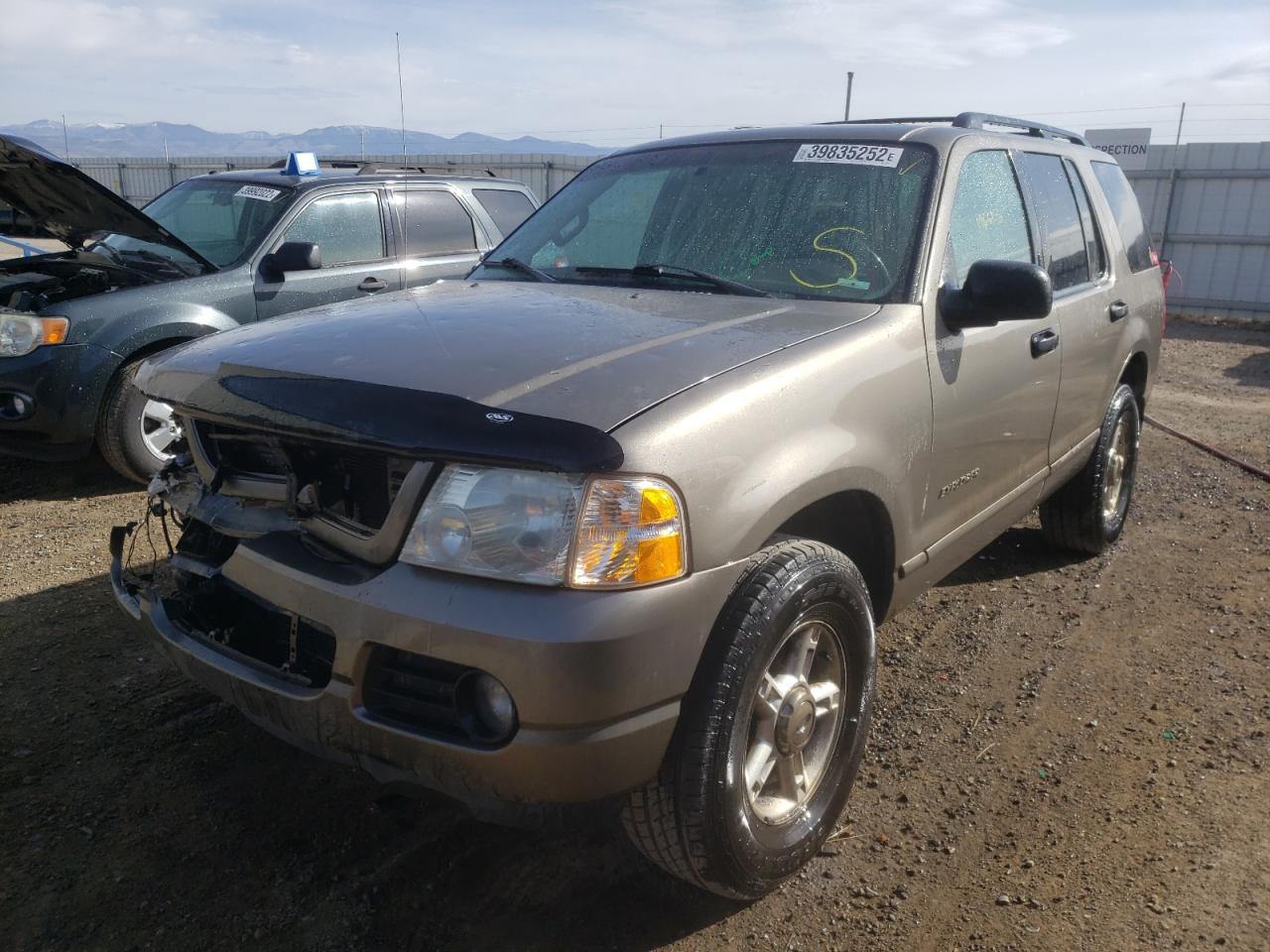 Photo 2 from auction – 2004 FORD EXPLORER X with VIN 1FMZU73W04ZA68476
