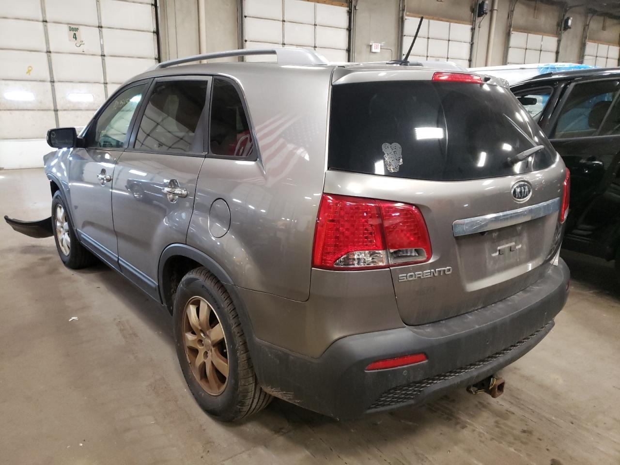 Photo 3 from auction – 2012 KIA SORENTO BA with VIN 5XYKT3A60CG267433