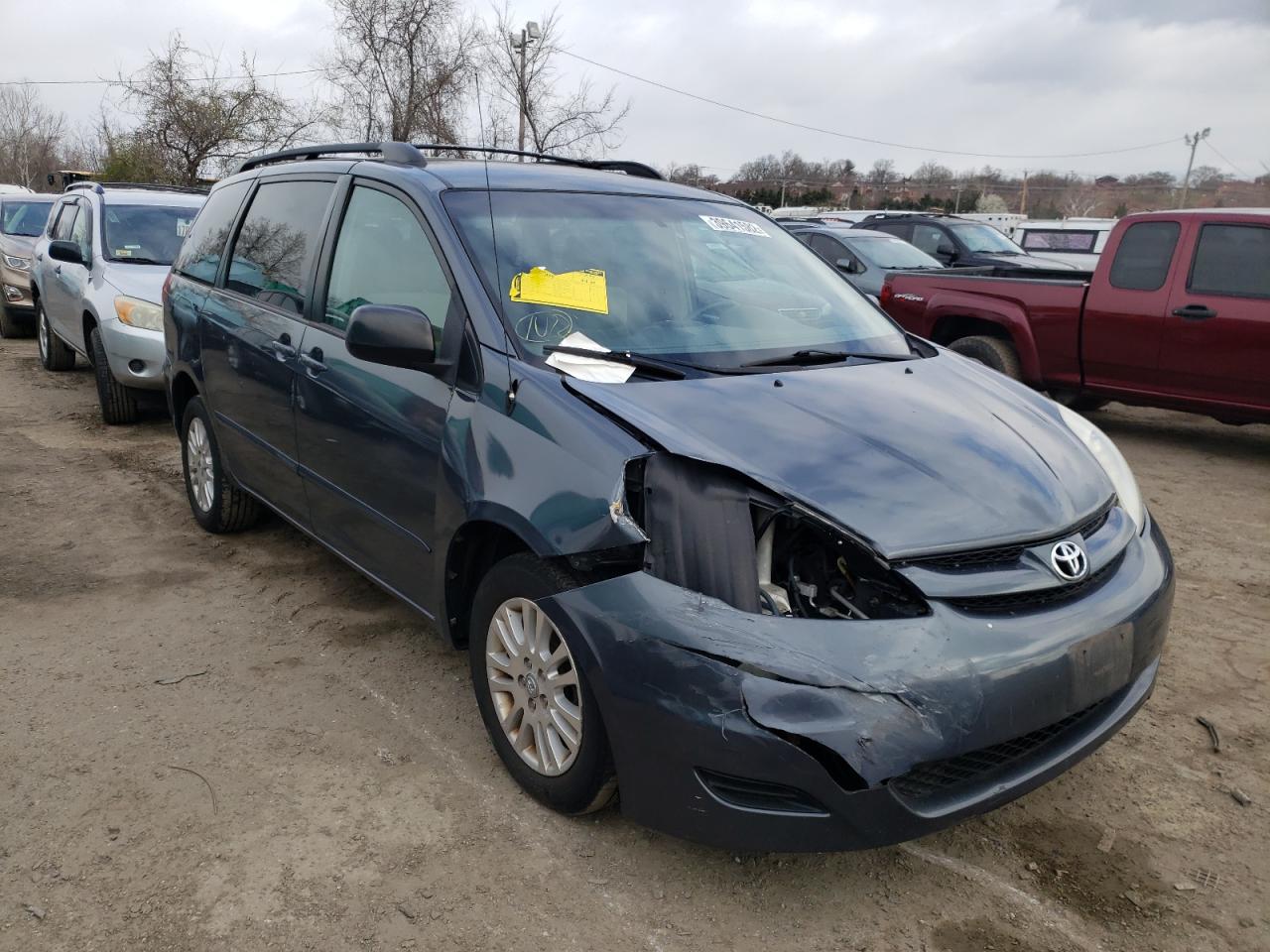 TOYOTA SIENNA LE 2008 with VIN 5TDBK23C18S021050 - Photo from auction
