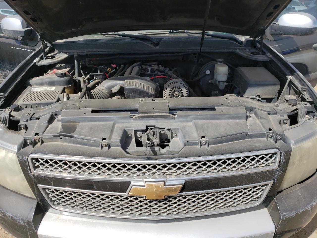 Photo 7 from auction – 2008 CHEVROLET SUBURBAN K with VIN 3GNFK16398G206833