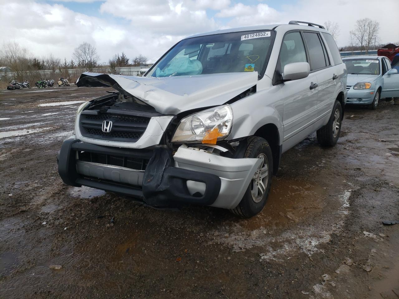 Photo 2 from auction – 2004 HONDA PILOT EXL with VIN 2HKYF18554H581866