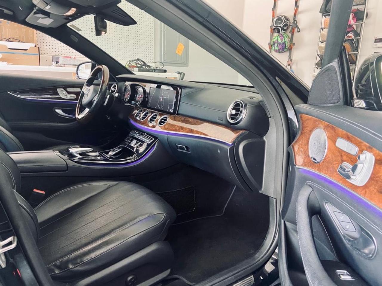 Photo 5 from auction – 2017 MERCEDES-BENZ E 300 with VIN WDDZF4JB9HA074316