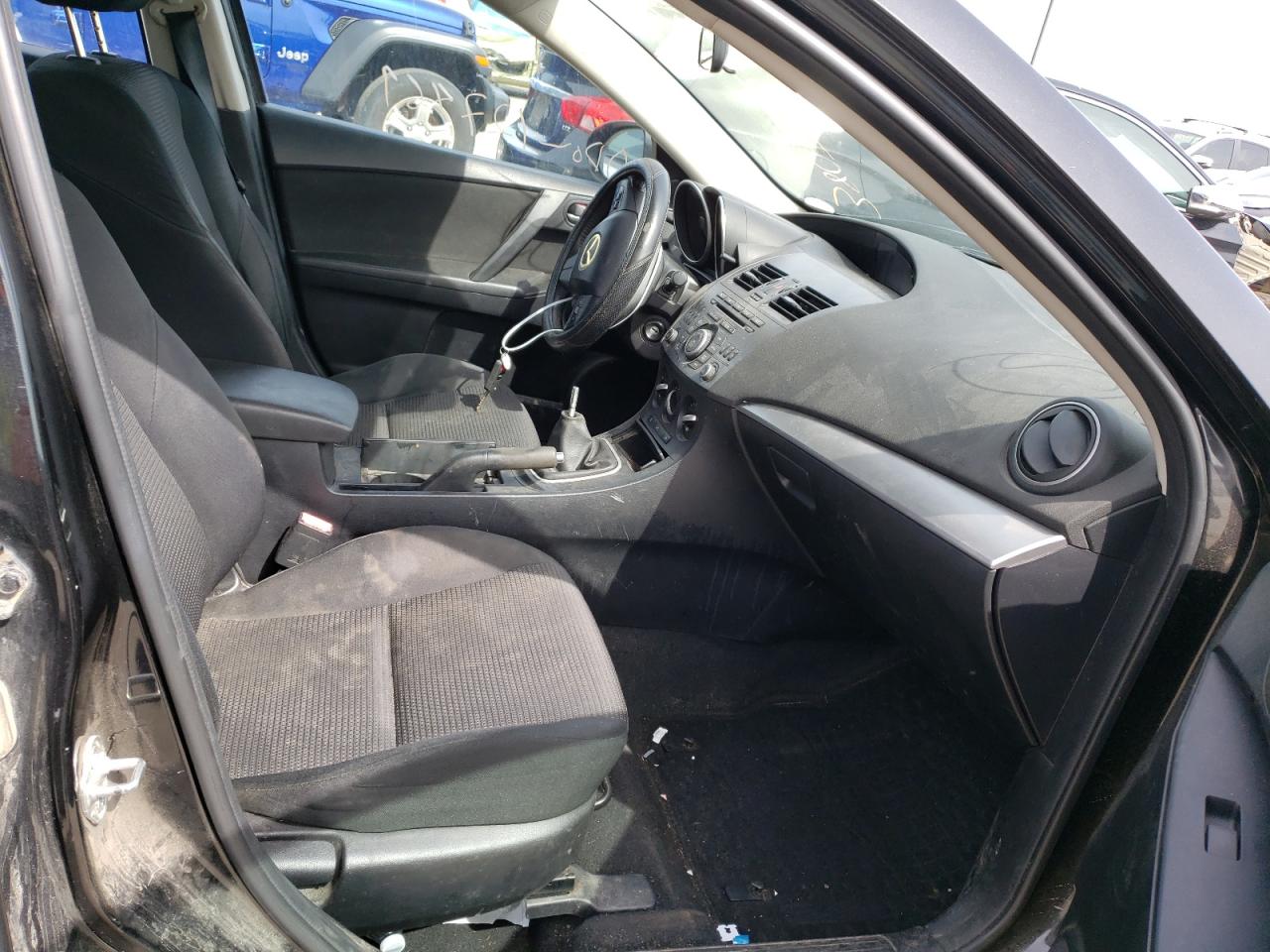 Photo 5 from auction – 2012 MAZDA 3 I with VIN JM1BL1L71C1659024