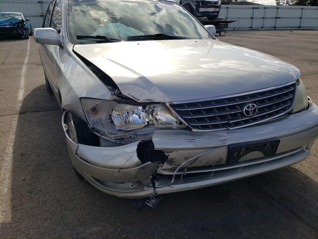 Photo 9 from auction – 2003 TOYOTA AVALON XL with VIN 4T1BF28B53U308783