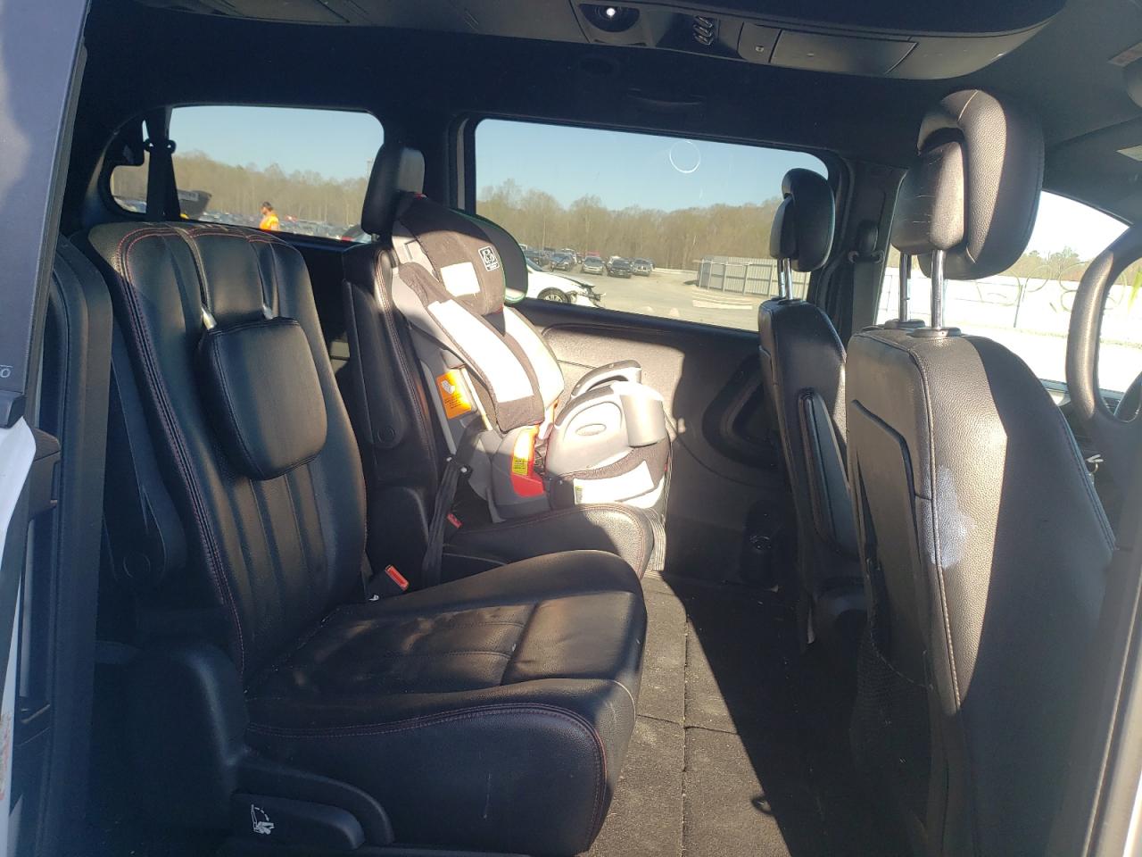 Photo 6 from auction – 2014 DODGE GRAND CARA with VIN 2C4RDGEG8ER179184
