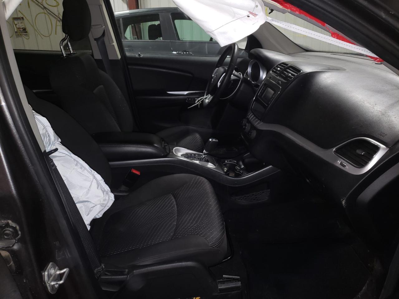 Photo 5 from auction – 2016 DODGE JOURNEY SE with VIN 3C4PDDAG4GT136084