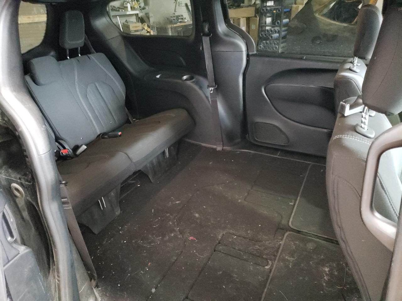 Photo 6 from auction – 2018 CHRYSLER PACIFICA T with VIN 2C4RC1FG8JR334034