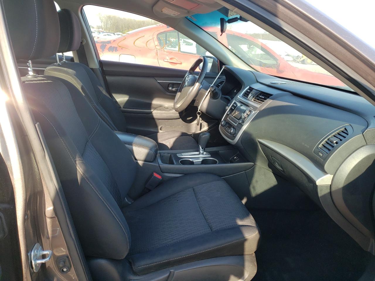 Photo 5 from auction – 2017 NISSAN ALTIMA 2.5 with VIN 1N4AL3AP7HC175256