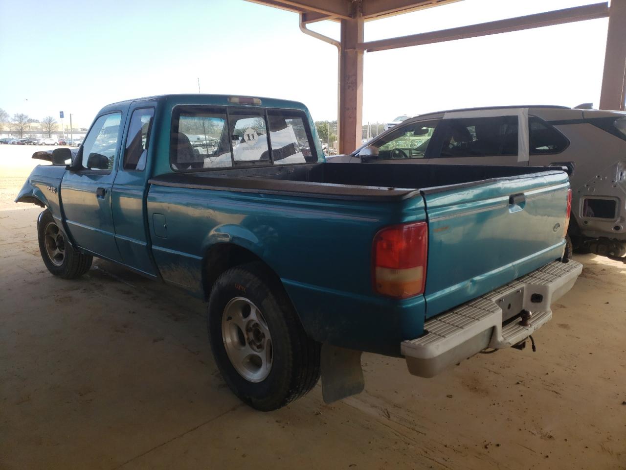 Photo 3 from auction – 1993 FORD RANGER SUP with VIN 1FTCR14X3PTA58516