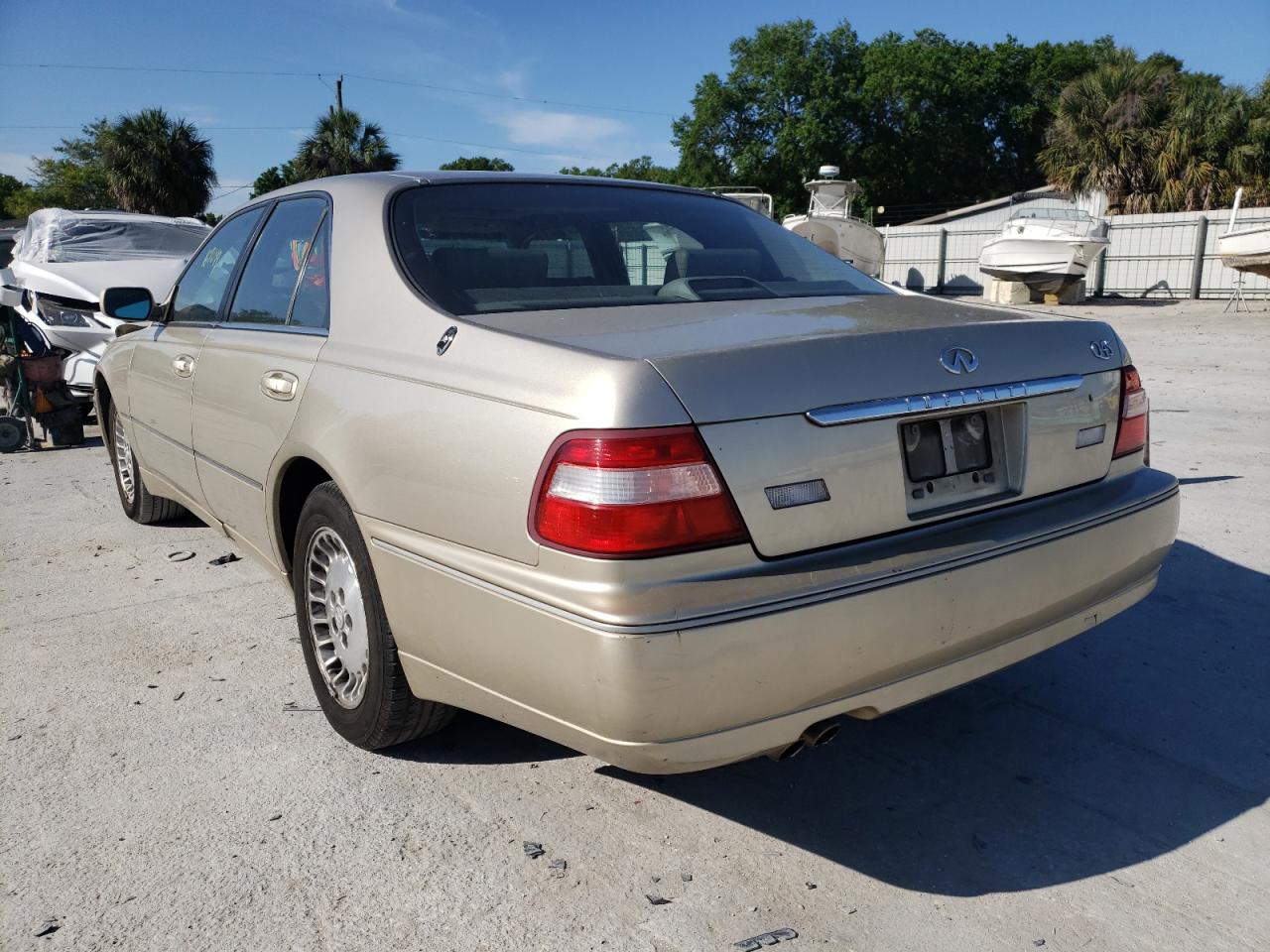 Photo 3 from auction – 2001 INFINITI Q45 BASE with VIN JNKBY31A41M100394