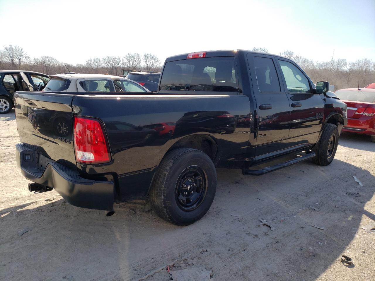 Photo 4 from auction – 2018 RAM 1500 ST with VIN 1C6RR7FG7JS278076