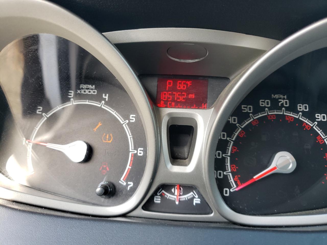 Photo 8 from auction – 2013 FORD FIESTA SE with VIN 3FADP4EJ8DM205743