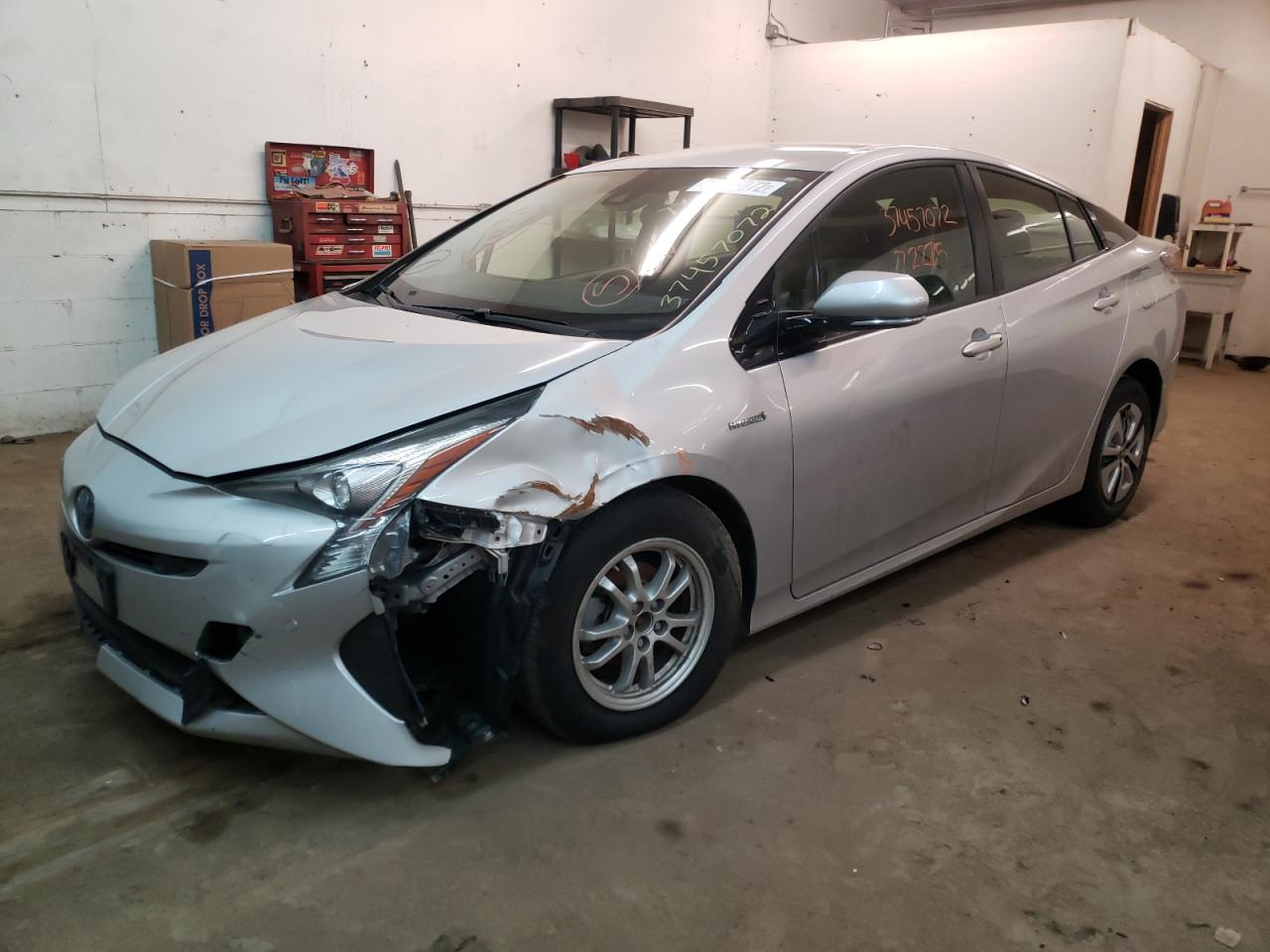 Photo 2 from auction – 2017 TOYOTA PRIUS with VIN JTDKBRFU9H3565777
