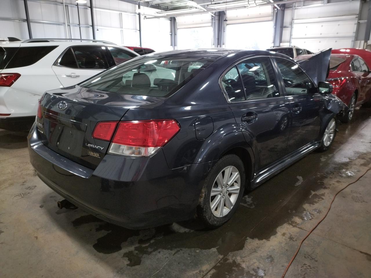 Photo 4 from auction – 2010 SUBARU LEGACY 2.5 with VIN 4S3BMCH68A3228075