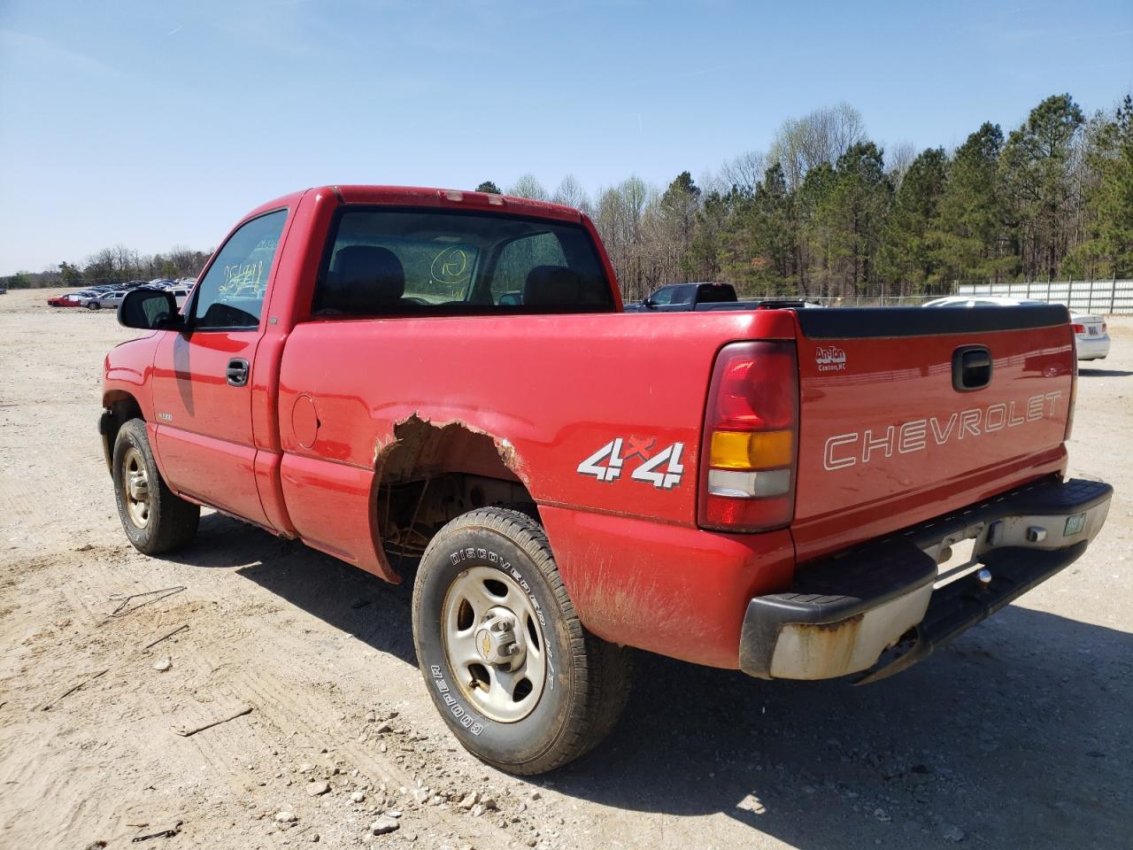 Photo 3 from auction – 2001 CHEVROLET SILVERADO with VIN 1GCEK14W51Z141597