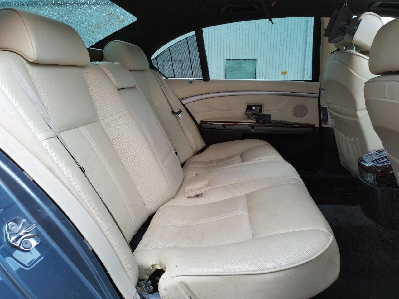 Photo 6 from auction – 2006 BMW 750 LI with VIN WBAHN83506DT60474