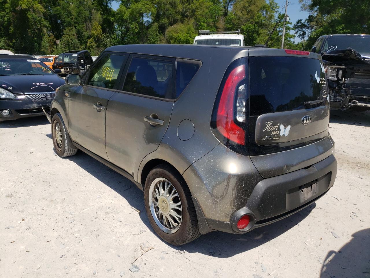 Photo 3 from auction – 2014 KIA SOUL with VIN KNDJN2A24E7084226