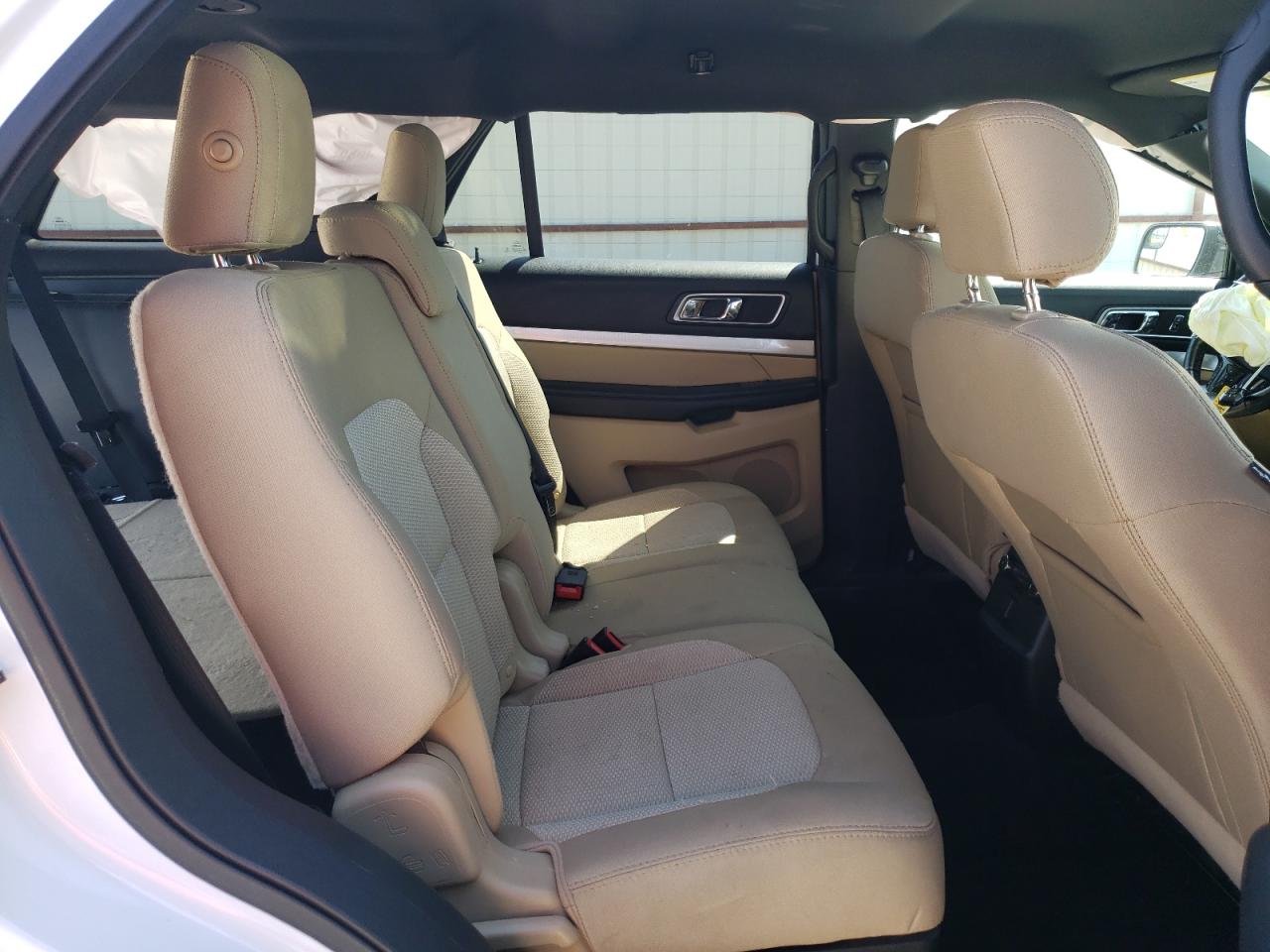 Photo 6 from auction – 2016 FORD EXPLORER X with VIN 1FM5K7D84GGC33272