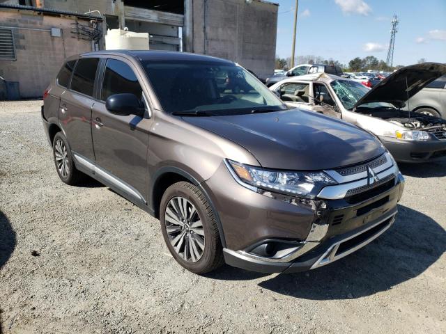 MITSUBISHI OUTLANDER 2019 with VIN JA4AZ3A3XKZ015537 - Photo from auction