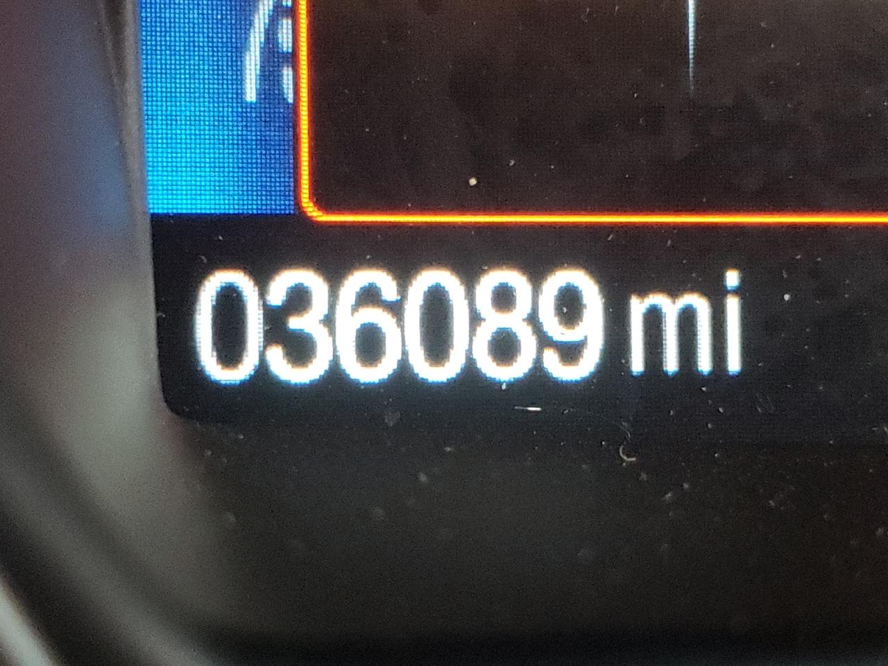 Photo 8 from auction – 2018 FORD ESCAPE SEL with VIN 1FMCU0HD7JUA71209