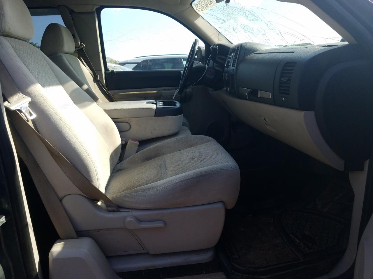 Photo 5 from auction – 2007 CHEVROLET 1500 with VIN 2GCEC19C171715819