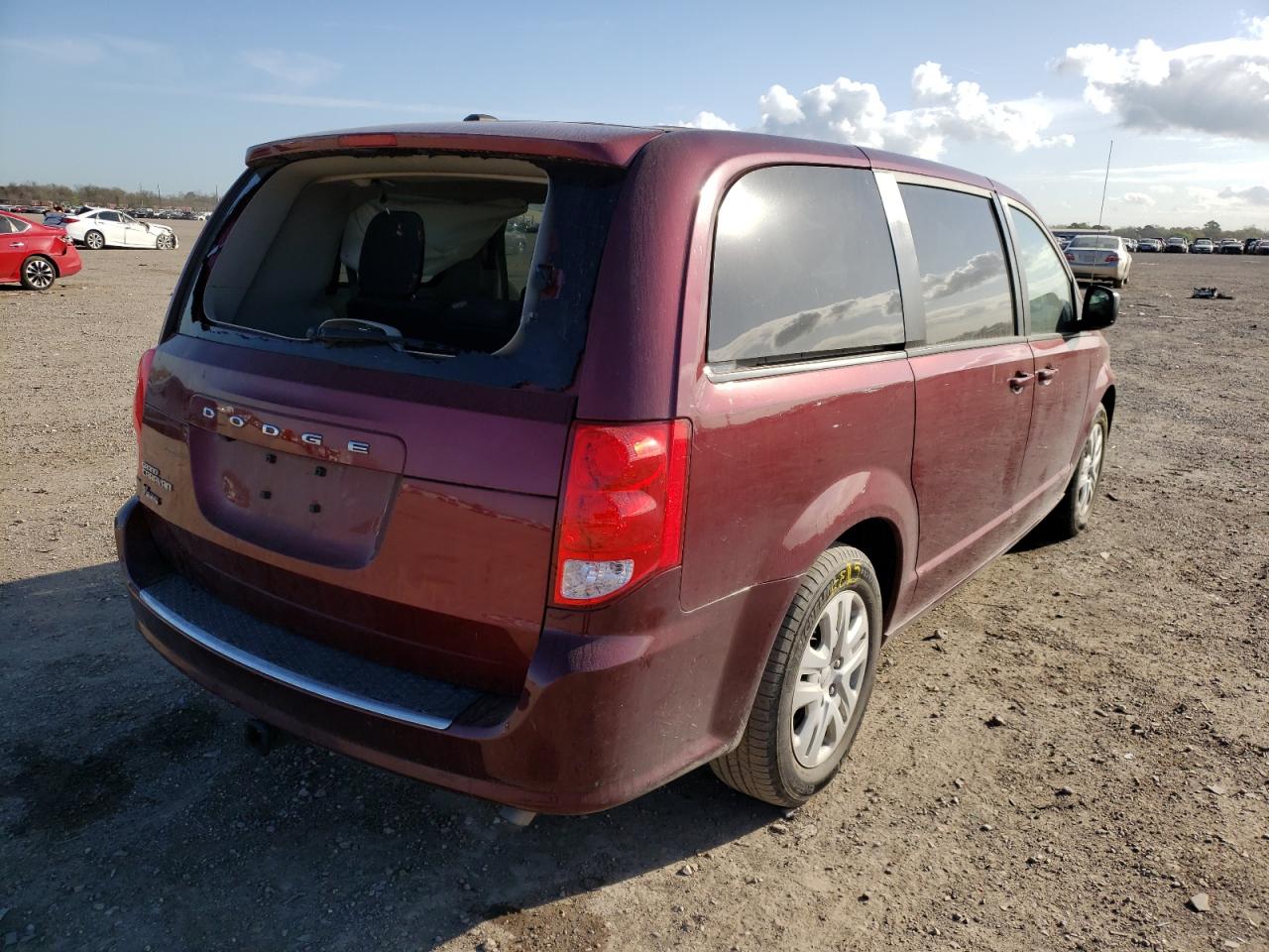 Photo 4 from auction – 2018 DODGE GRAND CARA with VIN 2C4RDGBG0JR180876
