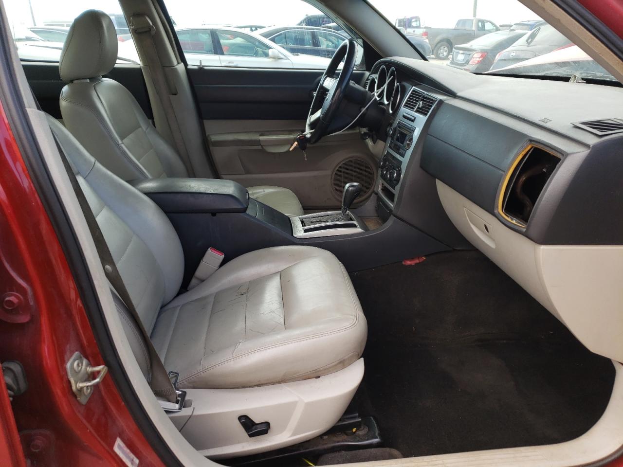 Photo 5 from auction – 2006 DODGE CHARGER R/ with VIN 2B3KA53H46H210031