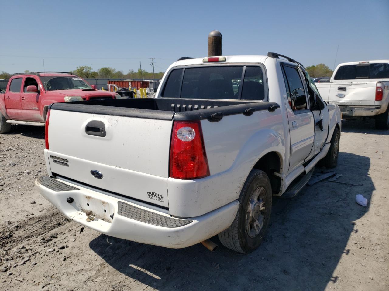 Photo 4 from auction – 2004 FORD EXPLORER S with VIN 1FMZU67K14UB24164