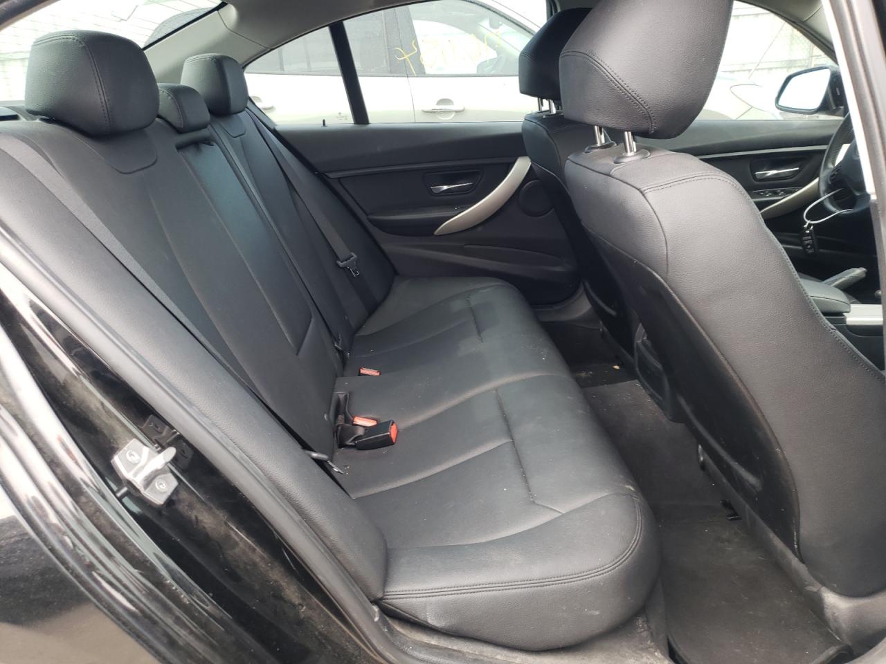 Photo 6 from auction – 2016 BMW 320 XI with VIN WBA8E5G56GNT41240