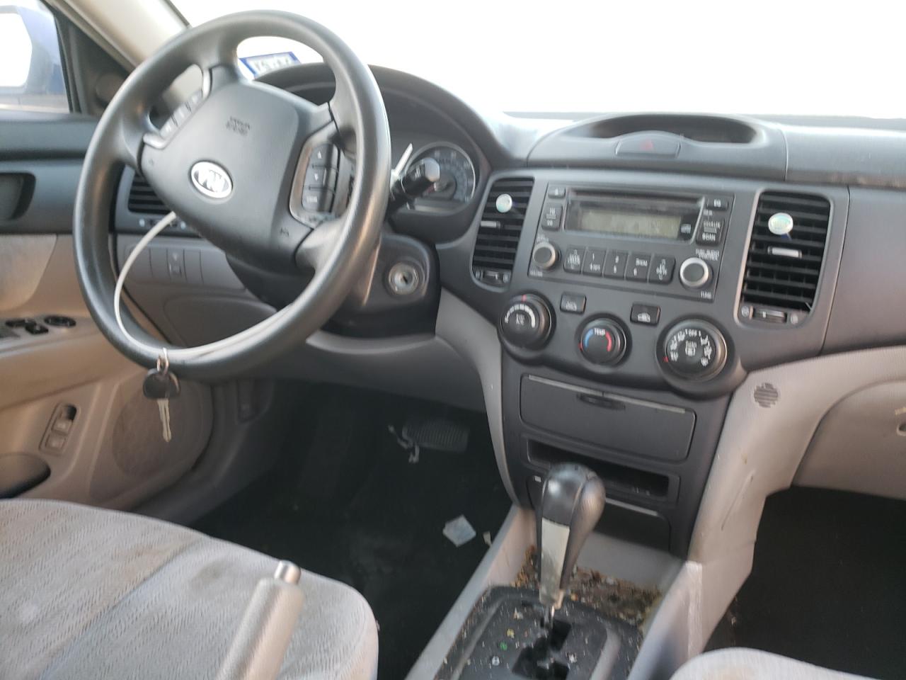 Photo 9 from auction – 2008 KIA OPTIMA LX with VIN KNAGE123085204015