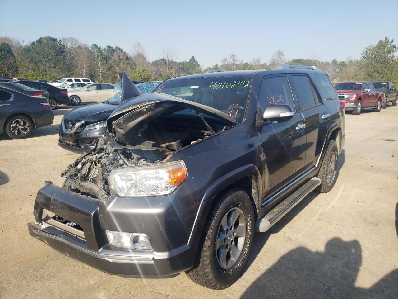 Photo 2 from auction – 2010 TOYOTA 4RUNNER SR with VIN JTEZU5JR6A5007900